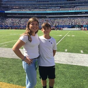 Meet your Posher, Maria